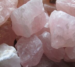 rose-quartz-4742193_1920